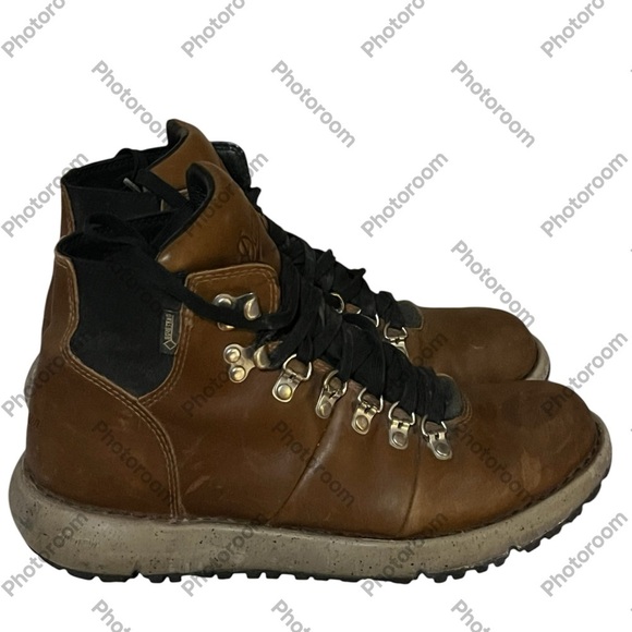Danner Vertigo Gore-Tex Vibram Hiking Sneakers Sz 7 - Picture 1 of 13